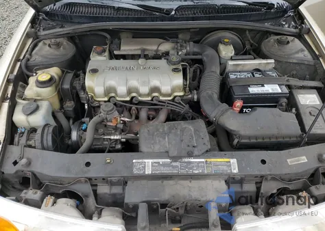 2002 Saturn Sl1 from USA, damaged, VIN 1G8ZH52872Z204559